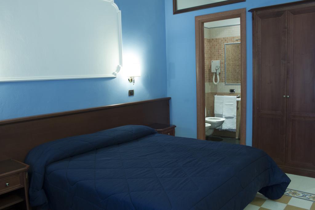 Clara Domus Hotel Roma Exterior foto